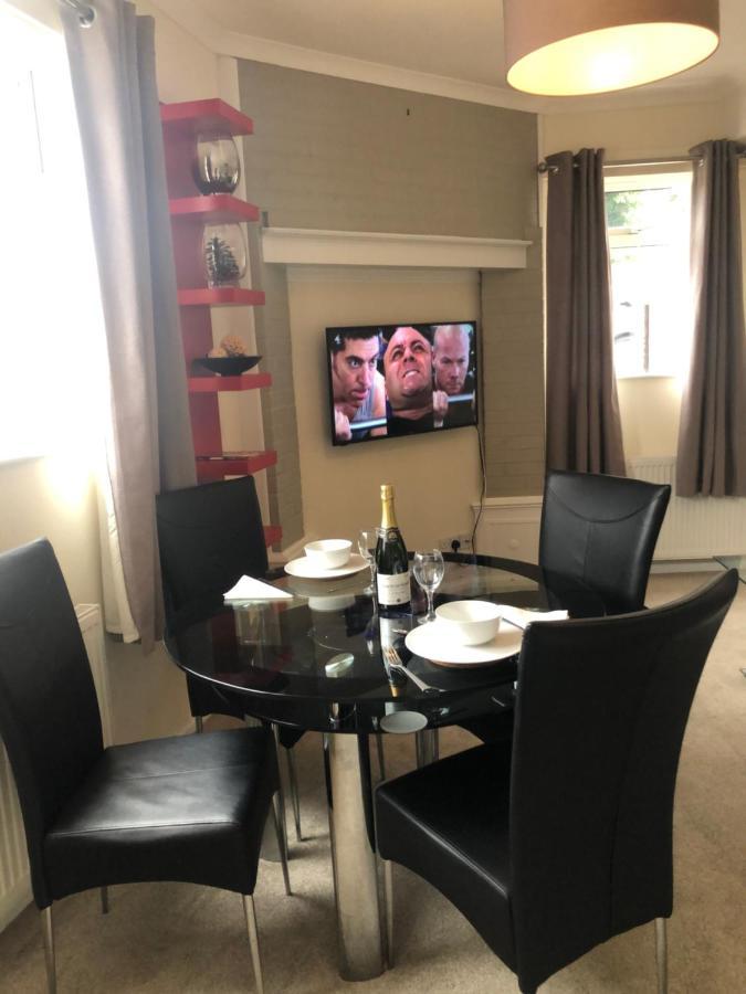 Half Price Offer - Exeter City Apartment Екстер'єр фото